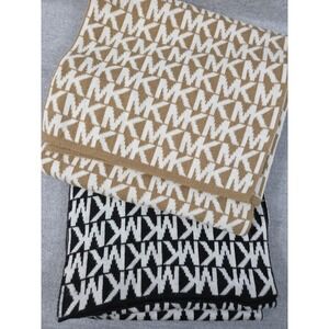 MICHAEL KORS Scarf Set (2) MK Logo Monogram Infinity and Straight Gold & Black